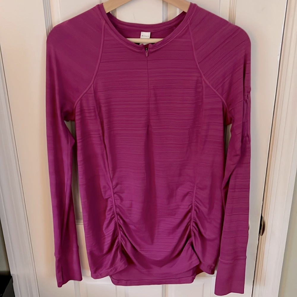 Athleta stretch zip workout running long sleeve top